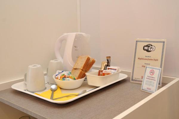 Migdal Luxury Suites Roma Porta Portese Bagian luar foto