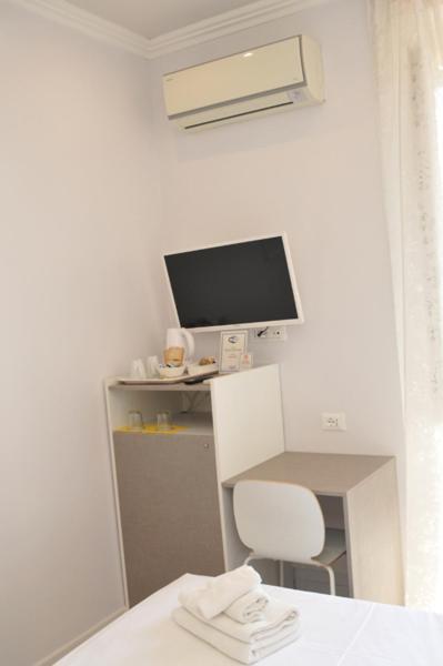 Migdal Luxury Suites Roma Porta Portese Bagian luar foto